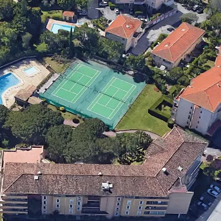Le Val D'escure